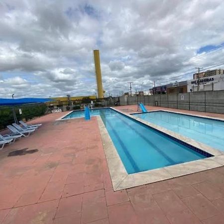 Apto Para Ate 4 Pessoas,Otima Localizacao, Area De Lazer Com Conveniencia E Piscina Para Crianca Petrolina Esterno foto